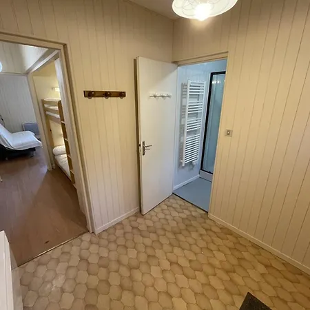 Spacieux T2 Avec Balcon Pres Des Pistes Au Lioran - Fr-1-787-134 Laveissiere